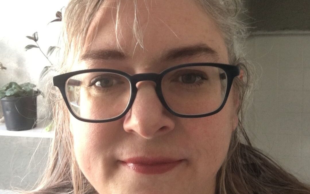 Julie Farstad, Artist